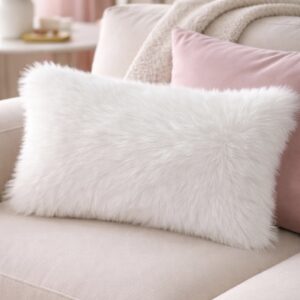 Lolita Luxury Plush Faux Fur  Pillow Cover  (30x50 cm)